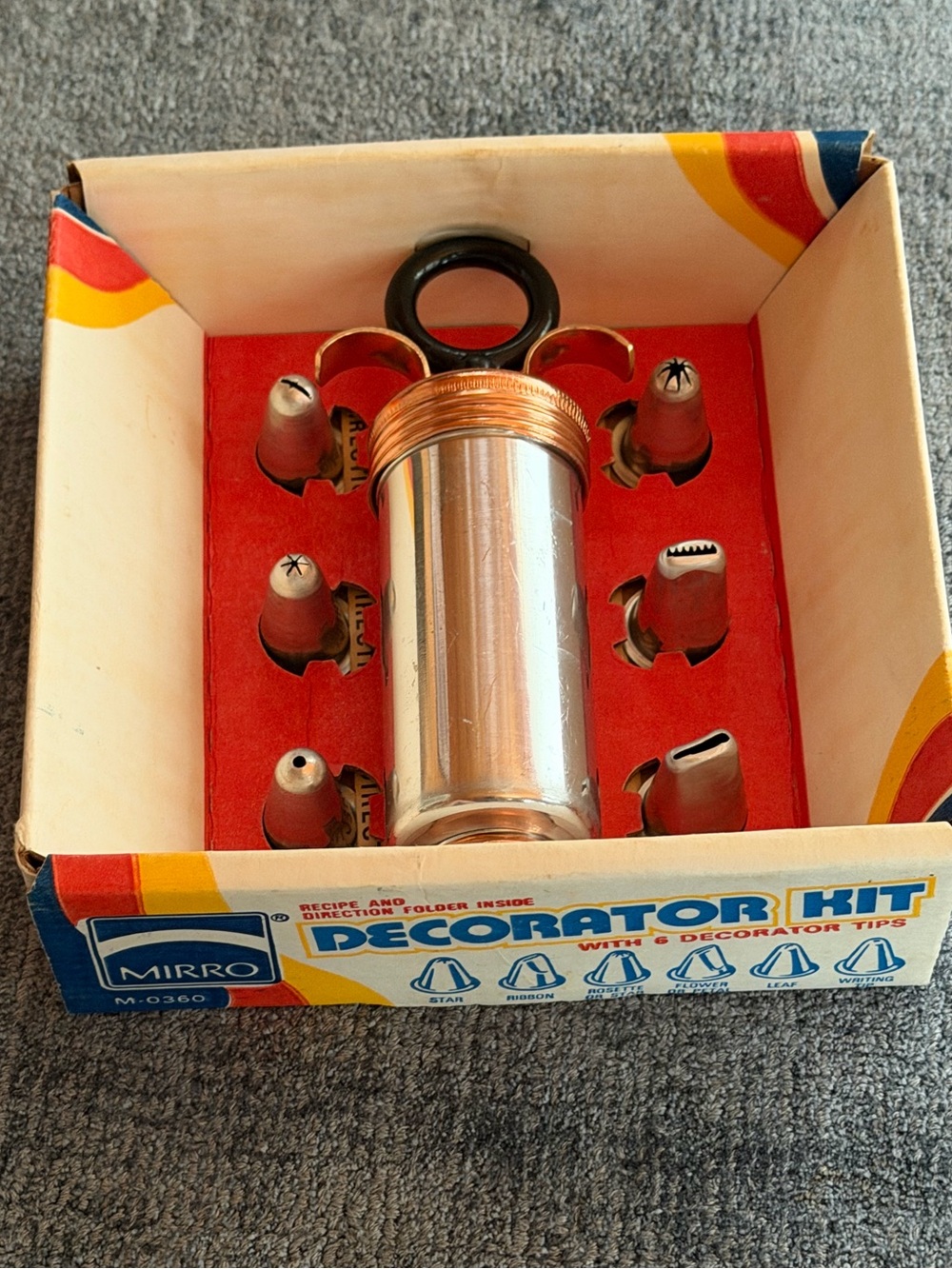 vintage Mirro Decorator Kit (Model M-0360) aluminum copper cake decorating tool